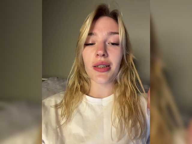 Looonacom live cam on BongaCams