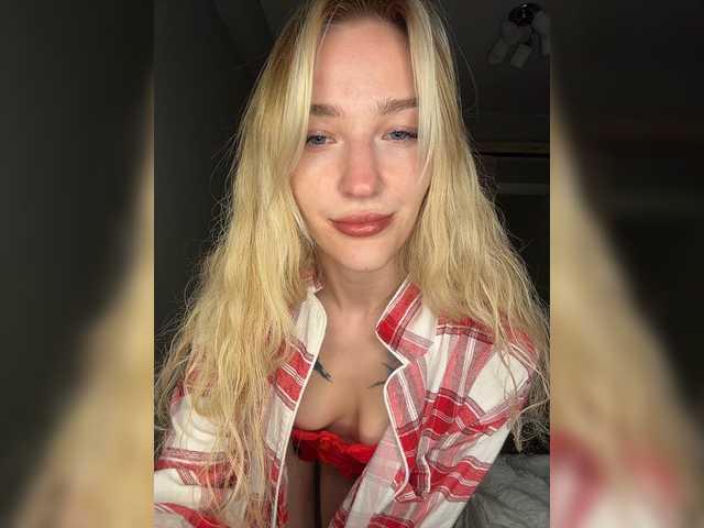 Looonacom live cam on BongaCams