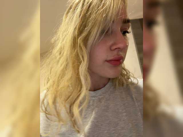 Looonacom live cam on BongaCams