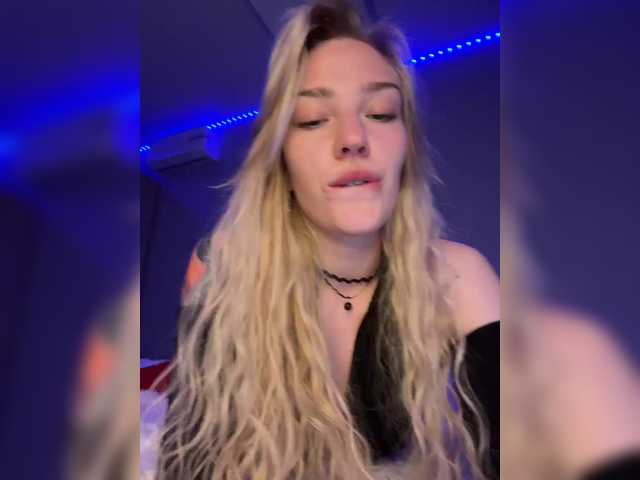 Looonacom live cam on BongaCams