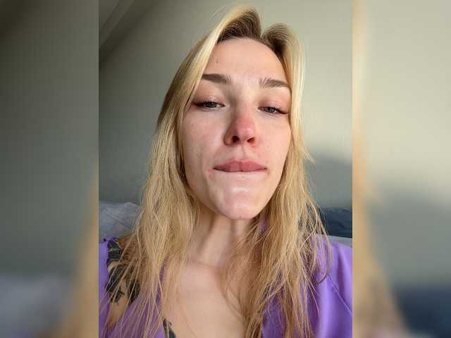 Looonacom live cam on BongaCams
