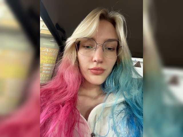Looonacom live cam on BongaCams