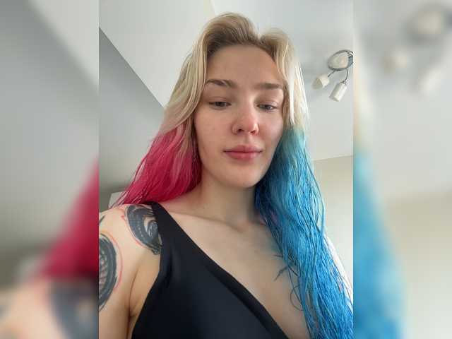 AlinnaAnnila live cam preview
