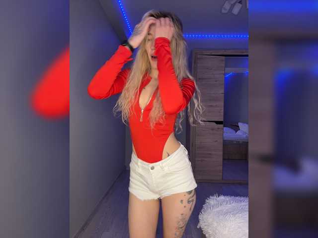 Looonacom live cam on BongaCams