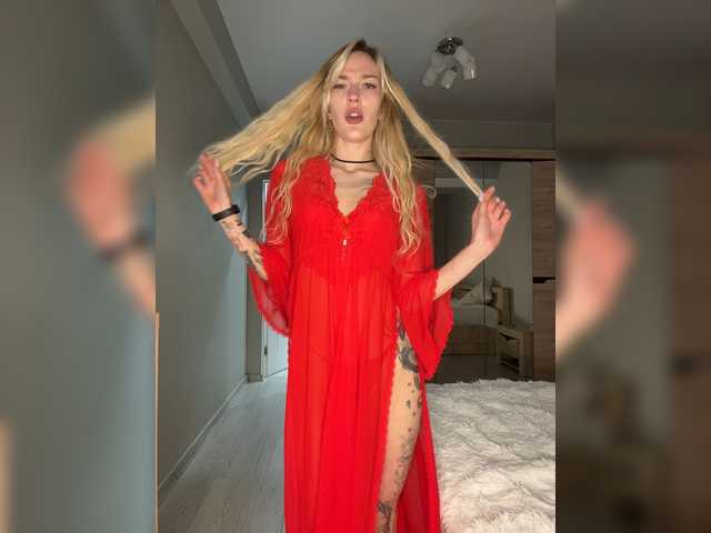 Looonacom live cam on BongaCams