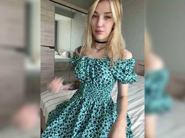 Looonacom live webcam show