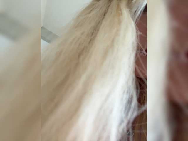 Looonacom live cam on BongaCams