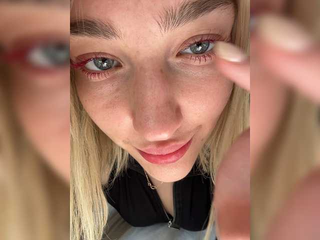 Looonacom live cam on BongaCams