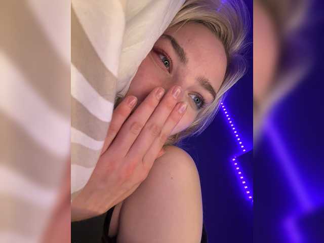 Looonacom live cam on BongaCams