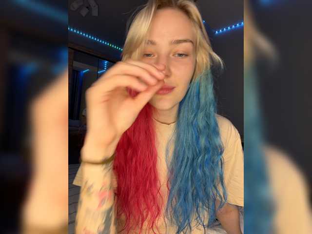Looonacom live cam on BongaCams