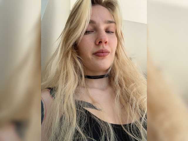Looonacom live cam on BongaCams