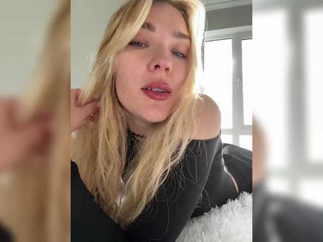 Looonacom live cam on BongaCams