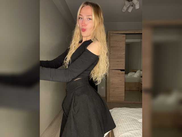 Looonacom live cam on BongaCams
