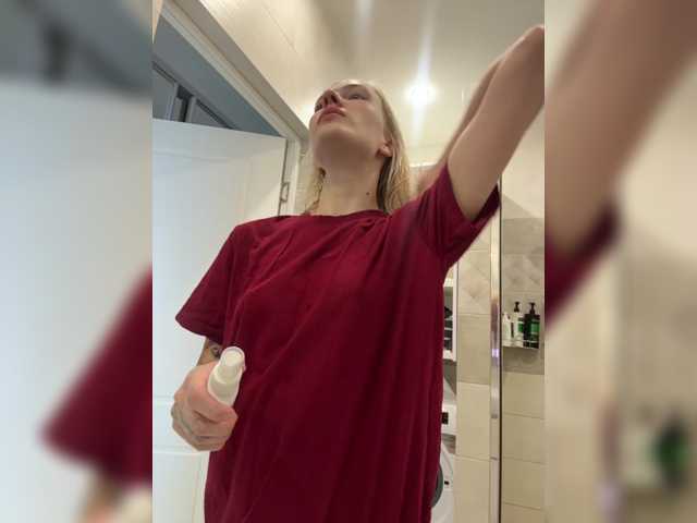 Looonacom, live now on BongaCams