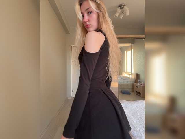Looonacom live cam on BongaCams