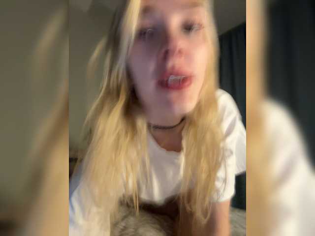 Looonacom live webcam show