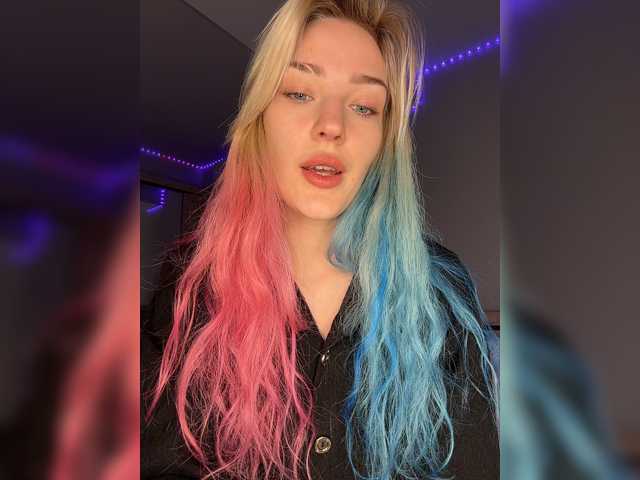 Looonacom live cam on BongaCams
