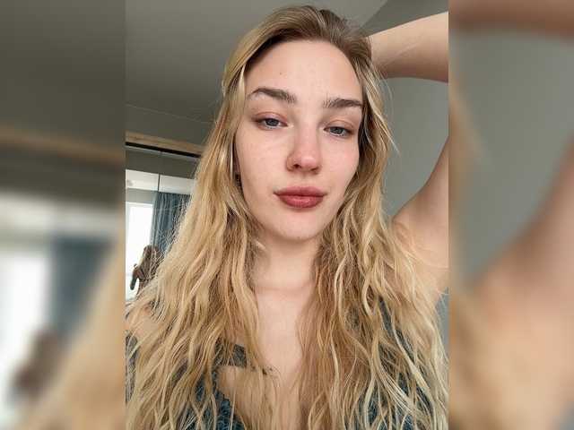 Looonacom live cam on BongaCams