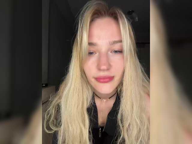 Looonacom live cam on BongaCams