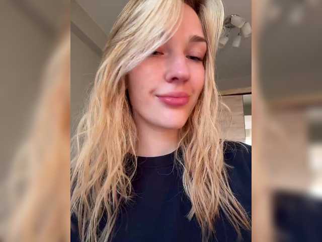 Looonacom live cam on BongaCams