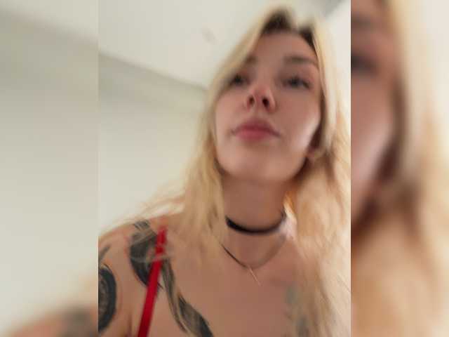 Looonacom live webcam show