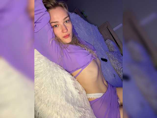 Looonacom live cam on BongaCams