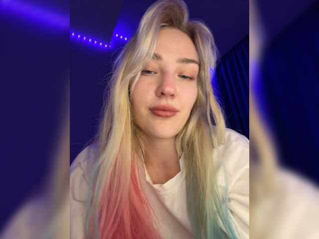 Looonacom live cam on BongaCams