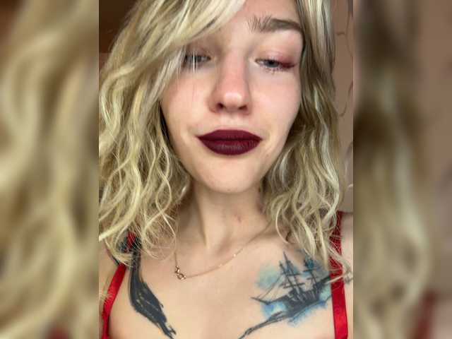 Looonacom live cam on BongaCams