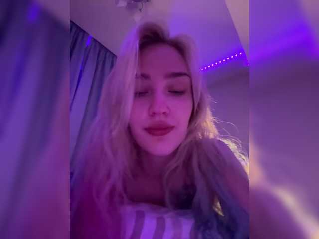 Looonacom live cam on BongaCams