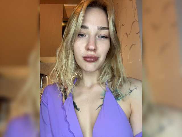 Looonacom live cam on BongaCams