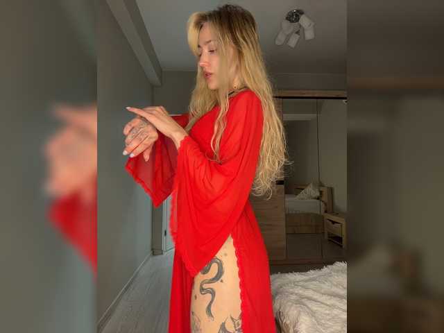 Looonacom live cam on BongaCams