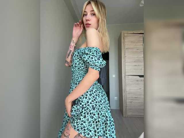 Looonacom live webcam show