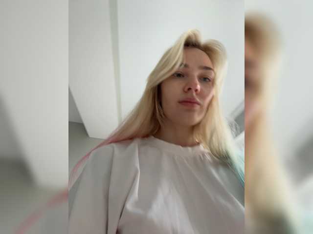 Looonacom live cam on BongaCams
