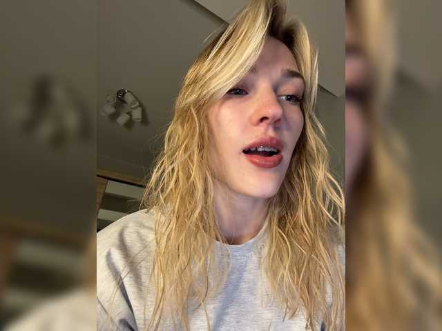 Looonacom live cam on BongaCams