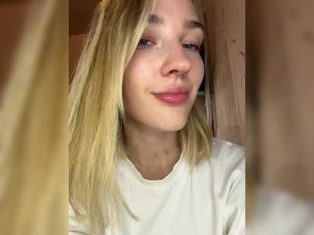 Looonacom live cam on BongaCams
