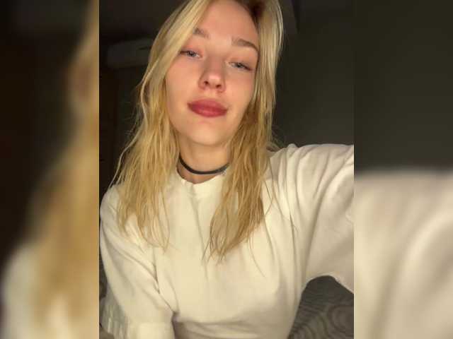Looonacom live webcam show