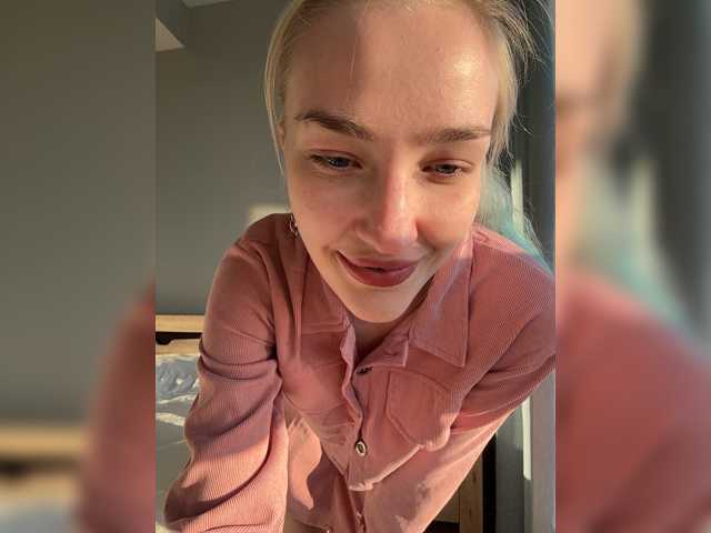 Looonacom live cam on BongaCams