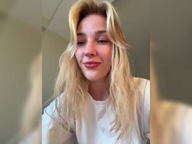 Looonacom live cam on BongaCams