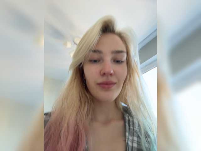 Looonacom live cam on BongaCams