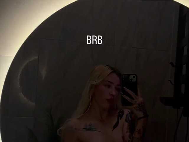 Looonacom live cam on BongaCams