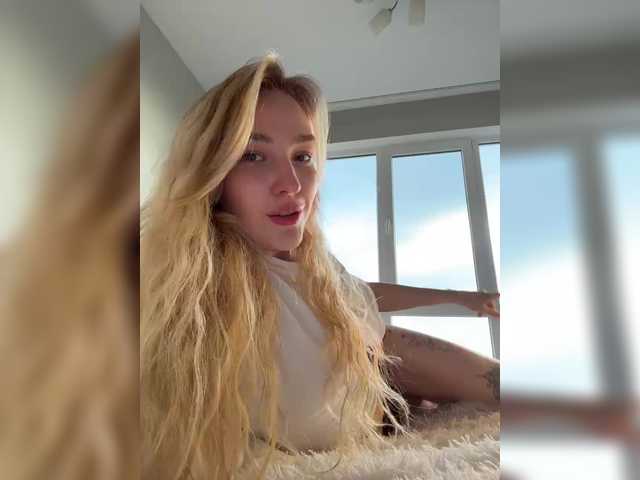 Looonacom live cam on BongaCams