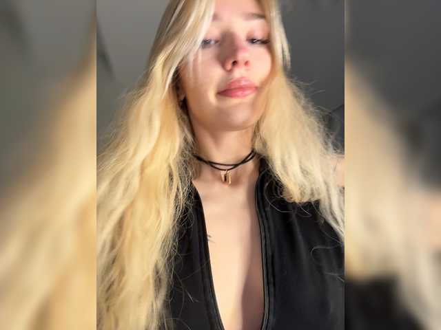 Looonacom live cam on BongaCams