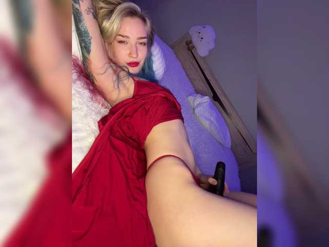 AlinnaAnnila live cam preview