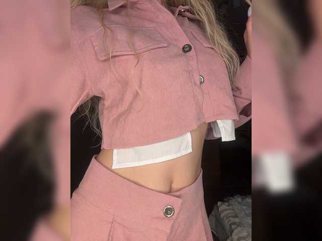 Looonacom live cam on BongaCams