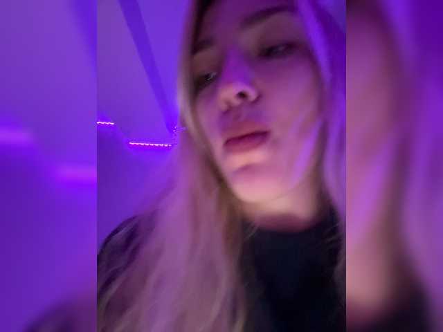 Looonacom live cam on BongaCams
