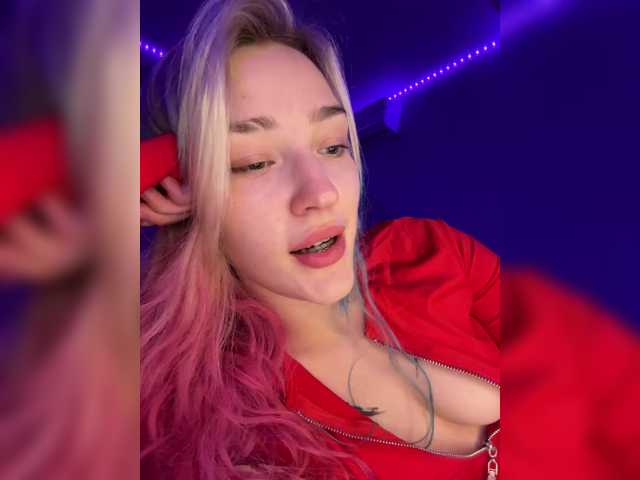 Looonacom live cam on BongaCams