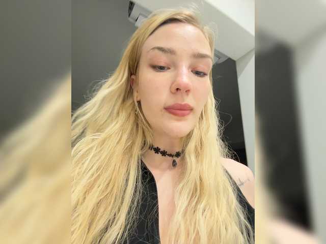 Looonacom live cam on BongaCams