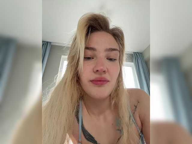 Looonacom live cam on BongaCams