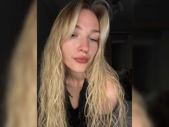 Looonacom live cam on BongaCams