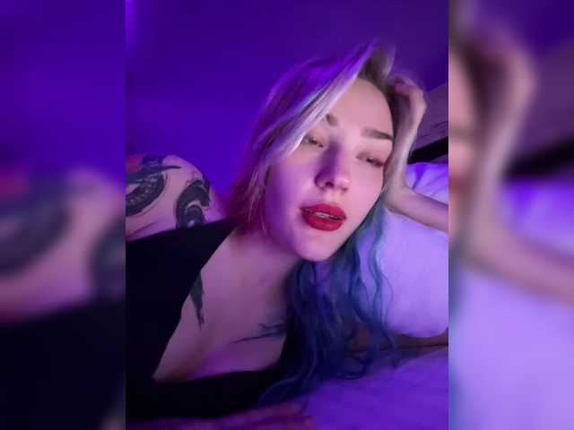 AlinnaAnnila live cam preview